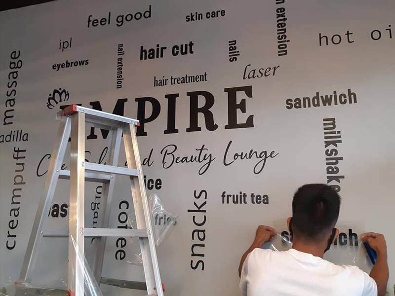Matte sticker with sintra on walls
