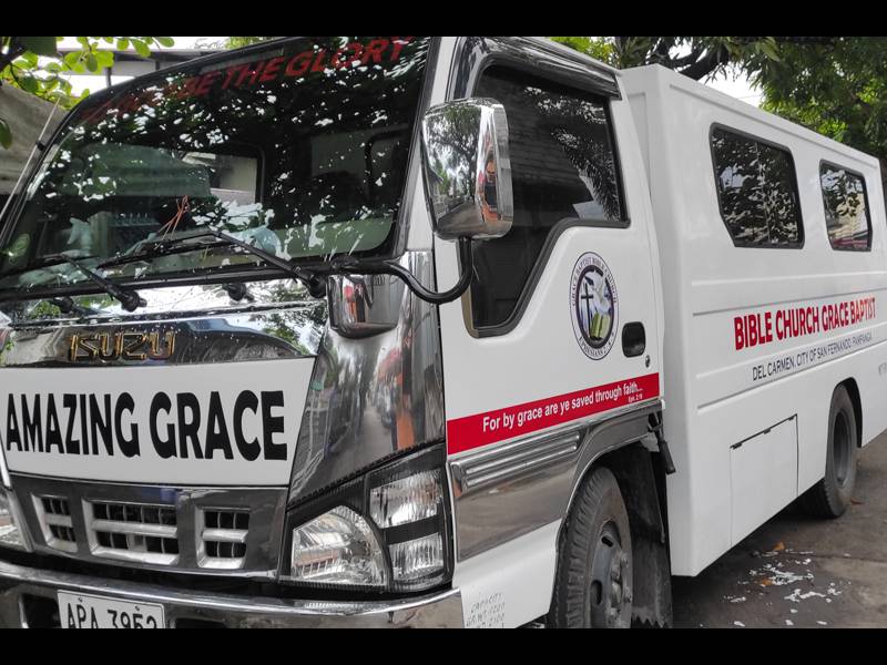Printable vinyl stickers on vehicles